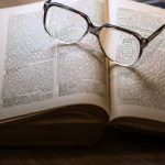 «Unir las manos hacia la modernización y Construir juntos un jardín global de civilización» por Chen Xi "Unir las manos hacia la modernización" por Chen Xi