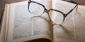 "Unir las manos hacia la modernización" por Chen Xi