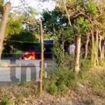 ¡Carro en llamas! Bomberos controlan incendio en un vehículo en Comarca Chiquilistagua ¡Carro en llamas! Bomberos controlan incendio en un vehículo en Comarca Chiquilistagua