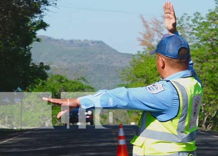 1 Policía Nacional y JS de Somoto realizan campaña