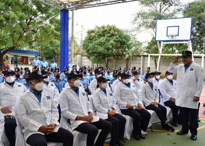 1 Palabras del Comisionado en Acto de la XIII Graduación de Especialidades Médico Quirúrgico 2023