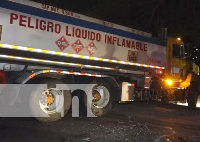 Foto: Joven con graves fracturas en ambas piernas tras accidente en Estelí / TN8