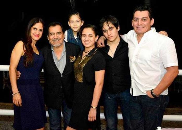 Julián Figueroa no pudo cumplir el último deseo de su padre Joan Sebastian