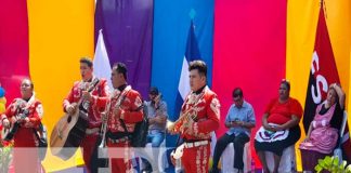 Mercado Iván Montenegro ¨Tira la casa por la ventana¨ Celebrando su 42 Aniversario