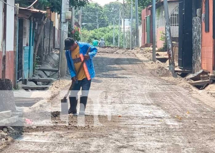 El programa Calles para el pueblo, llega hasta el barrio Villa Austria, Managua