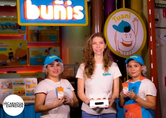 Doraditos por fuera y esponjosos por dentro, así son los deliciosos Buñis colombianos