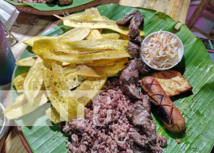 Foto: Surge en Managua «Señor Asado» ¿Te atreverías a comerte todo el tasajo? / TN8