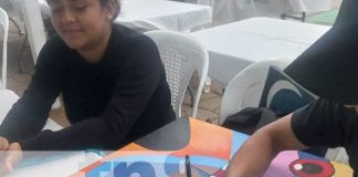 Reutilizan materiales desechados para evitar la contaminación en Managua