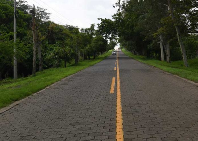 1 MTI y FOMAV rehabilitan 1,083 kilómetros de caminos que dirigen a balnearios de todo el país