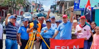 Para una vida digna se inicia proyecto de construcción de calle en Muelle de los Bueyes