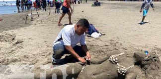 Foto: Playa de Paso Caballo fue el escenario del concurso departamental de escultura de arena / TN8