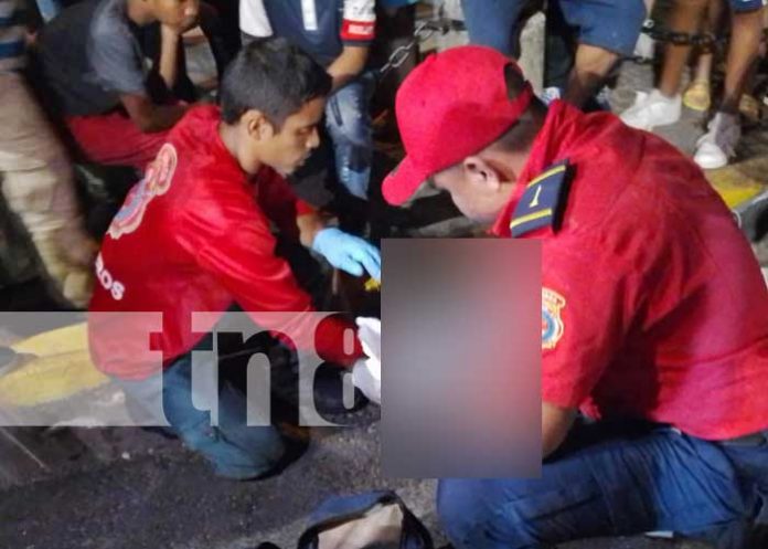 Foto: Con la cabeza rajada por «empinar el codo» en Granada / TN8