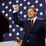 Ron DeSantis se enfrentará a Donald Trump, en elecciones presidenciales en EE.UU. El gobernador Ron DeSantis se enfrentará a Donald Trump, en elecciones presidenciales en EE.UU. de 2024
