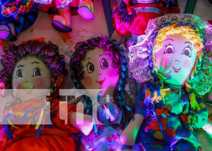 2 Lanzamiento de Curso de Muñecas de Tela “Albita” en Masaya