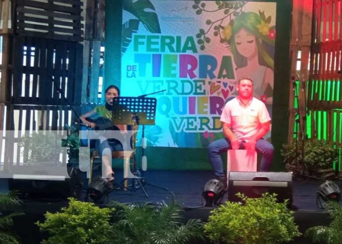 Foto: Emprendimientos amigables con la naturaleza presentes en feria de la Madre Tierra / TN8