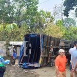 Foto: Camión termina volcado en una de las carreteras de Jalapa / TN8