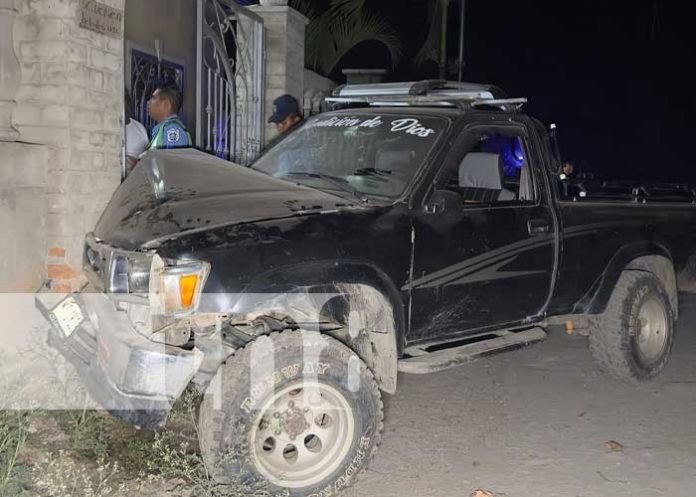 Cuantiosos daños materiales dejó un accidente en Jalapa