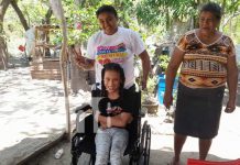Foto: Personas con discapacidad reciben sillas de ruedas en Nandaime / TN8