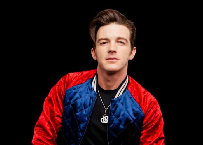 3 Drake Bell y su pergamino de historial envuelto en polémica
