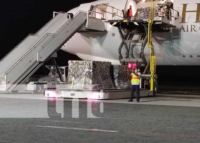 Hungría dona a Nicaragua un lote de vacunas contra el COVID-19