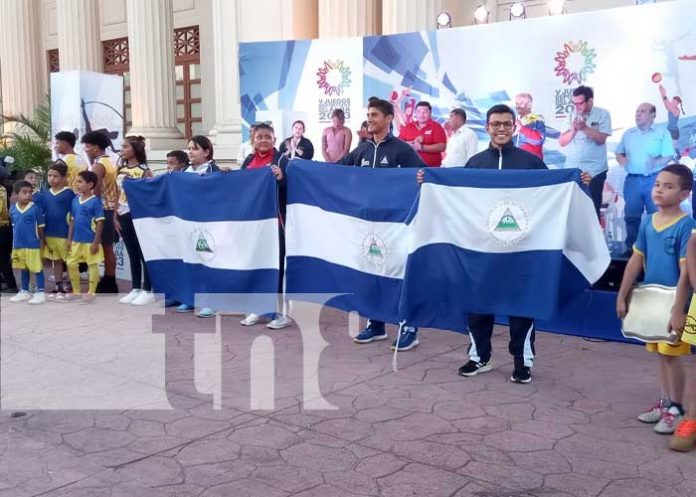 Foto: Autoridades de Nicaragua realizaron el abanderamiento de la participación en los V juegos del ALBA / TN8