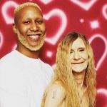 Seguramente todos acá nos gustan mayores, pero a este joven se pasó