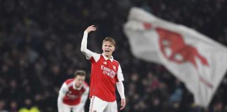 Arsenal rescata empate