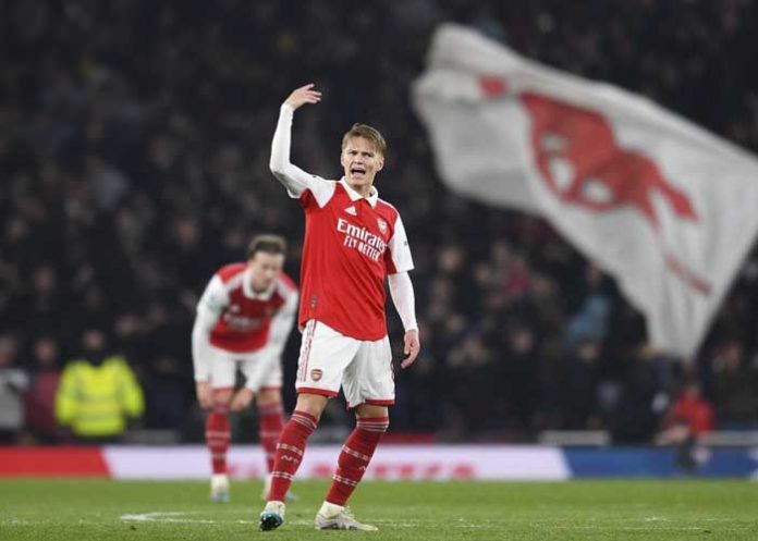 Arsenal rescata empate