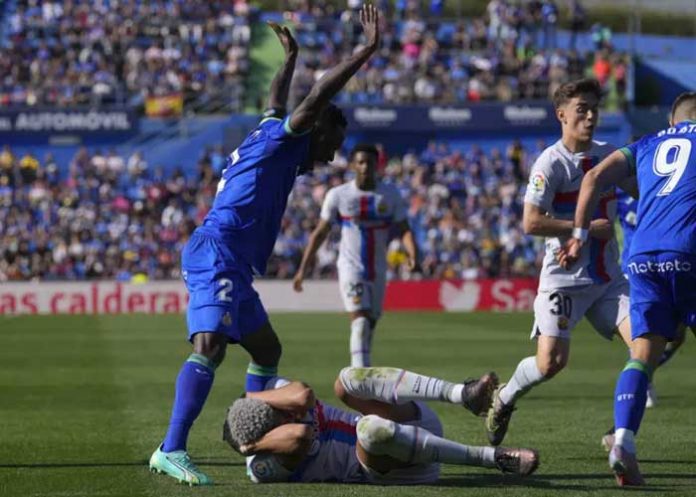 Barcelona barcelona, fútbol, ronald, araujo,