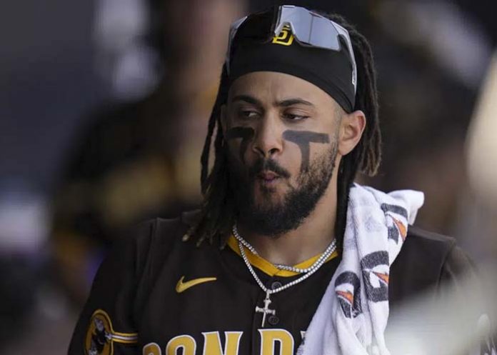 Fernando Tatis cerca de volver a los Padres