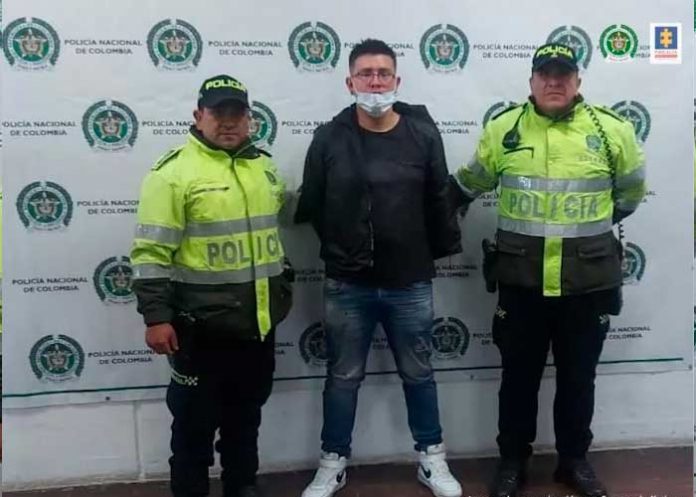 Capturaron en Colombia a tatuador que engañaba a sus clientas para violarlas
