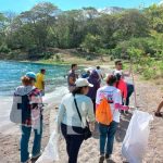 Jóvenes ambientalistas realizan limpieza en la Laguna de Apoyo, Diriá Jóvenes ambientalistas realizan limpieza en la Laguna de Apoyo, Diriá