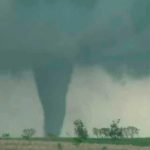 Casi una docena de tornados azotaron Estados Unidos dejando varios heridos Casi una docena de tornados azotaron Estados Unidos dejando varios heridos