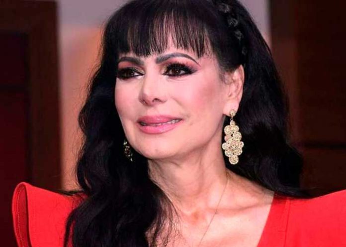 ¡Entre aplausos y llanto! Maribel Guardia regresó a los escenarios