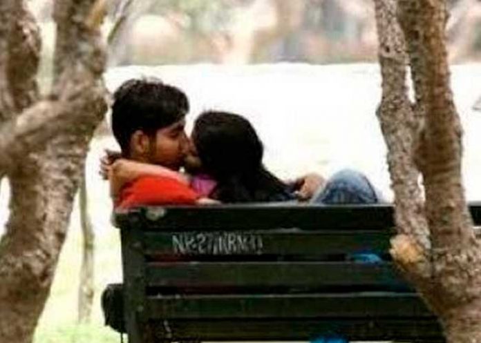 españa2 ¡Quedó con ganas! Terminó preso tras proponerle un trío a una pareja en España