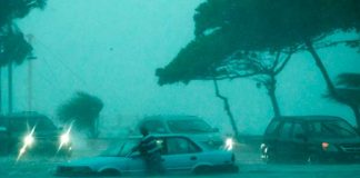 Torrencial aguacero provocó inundaciones y cancelación de vuelos en Florida