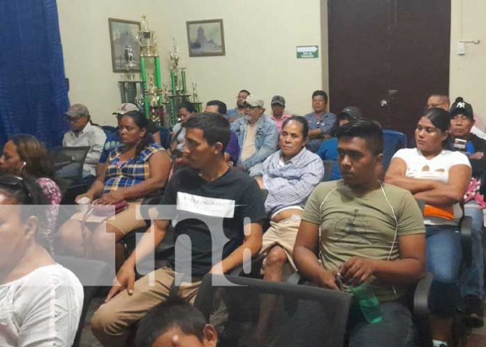 Foto: Capacitación para productores de Granada sobre frutas no tradicionales / TN8