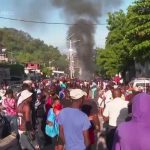 Golpean y queman vivos a 13 pandilleros en Haití