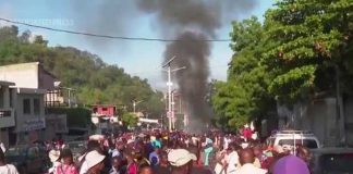 Golpean y queman vivos a 13 pandilleros en Haití