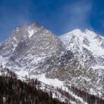 Mueren tres personas por una avalancha en los Alpes en el norte de Italia Mueren tres personas por una avalancha en los Alpes en el norte de Italia