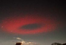 ¿Portal en el cielo? Aparece gigantesco anillo rojo en Italia