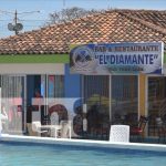 Foto: Ambiente recreativa en la zona acuática del puerto lacustre en San Jorge, Rivas / TN8