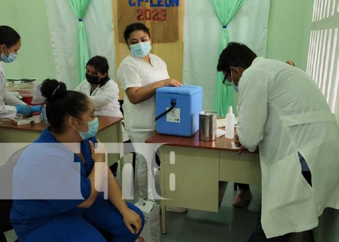 Foto: Feria de salud en el penitenciario de León / TN8