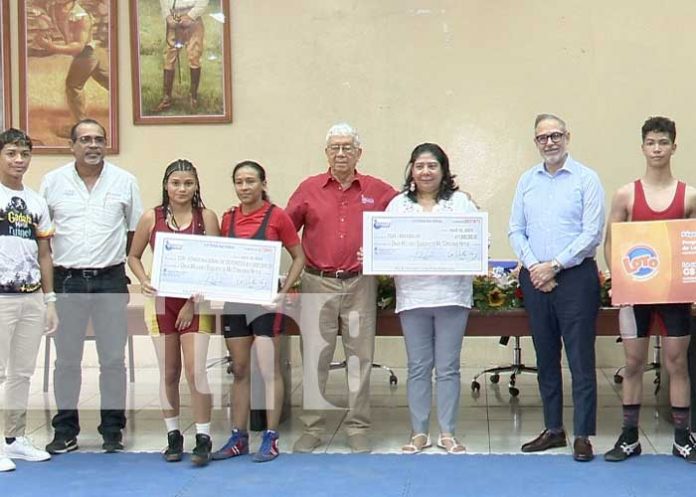 Foto: Entrega de utilidades de abril de Lotería Nacional para IND y MIFAM Nicaragua / TN8