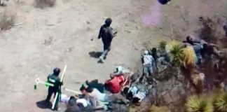 Rescatan a 35 migrantes secuestrados en una zona desértica de México
