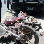 Muerte brutal de motociclista al ser embestido en Jinotepe, Carazo Foto: Brutal muerte de un hombre por microbús en Jinotepe / TN8