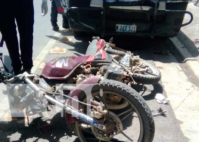 Foto: Brutal muerte de un hombre por microbús en Jinotepe / TN8