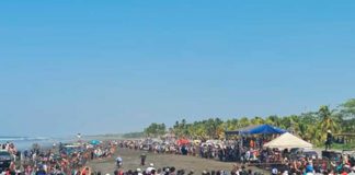 Realizan carrera de motocicletas verano 2023 en playa Los Zorros