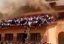 ¡Angustioso momento! Alumnas saltan al vacío para no morir en incendio