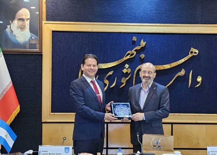 Nicaragua sostuvo un encuentro con rector de la universidad Sharif en Teherán